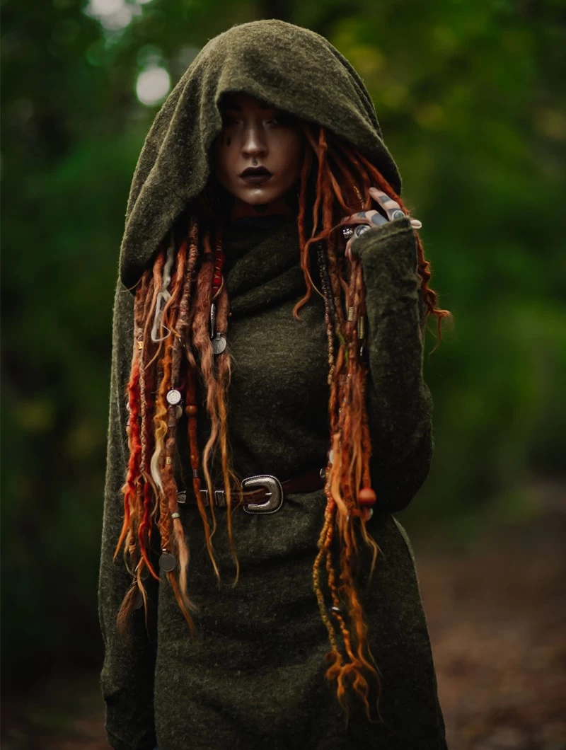 Robe Pull "Mantra", Vert Kaki 6 Robe Pull "Mantra", Vert Kaki – Image 6